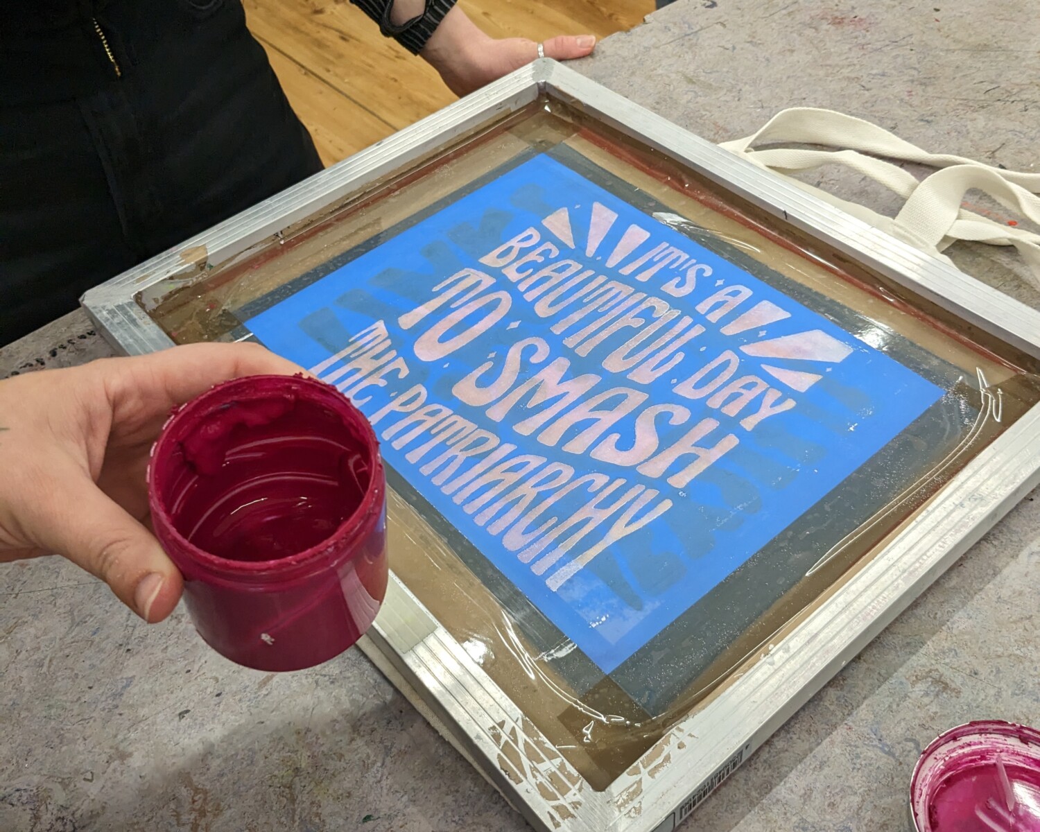 feministisches Siebdruckmotiv